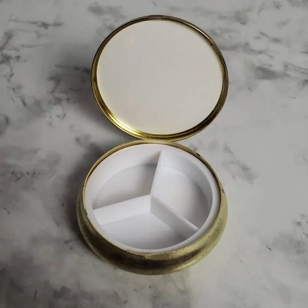 Vintage Rose‎ Pill Box